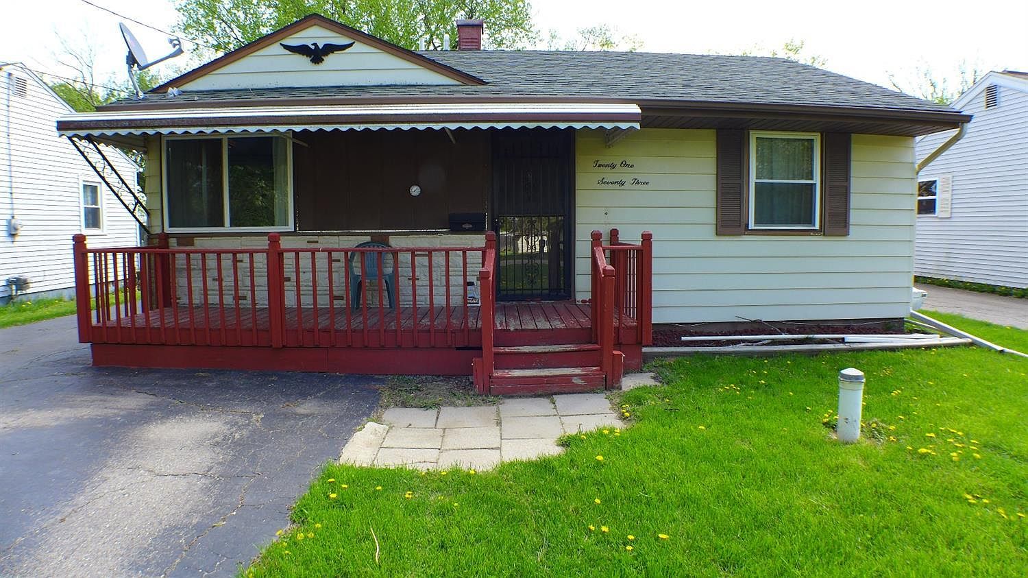 2173 Morrish St Burton MI 48519 Zillow