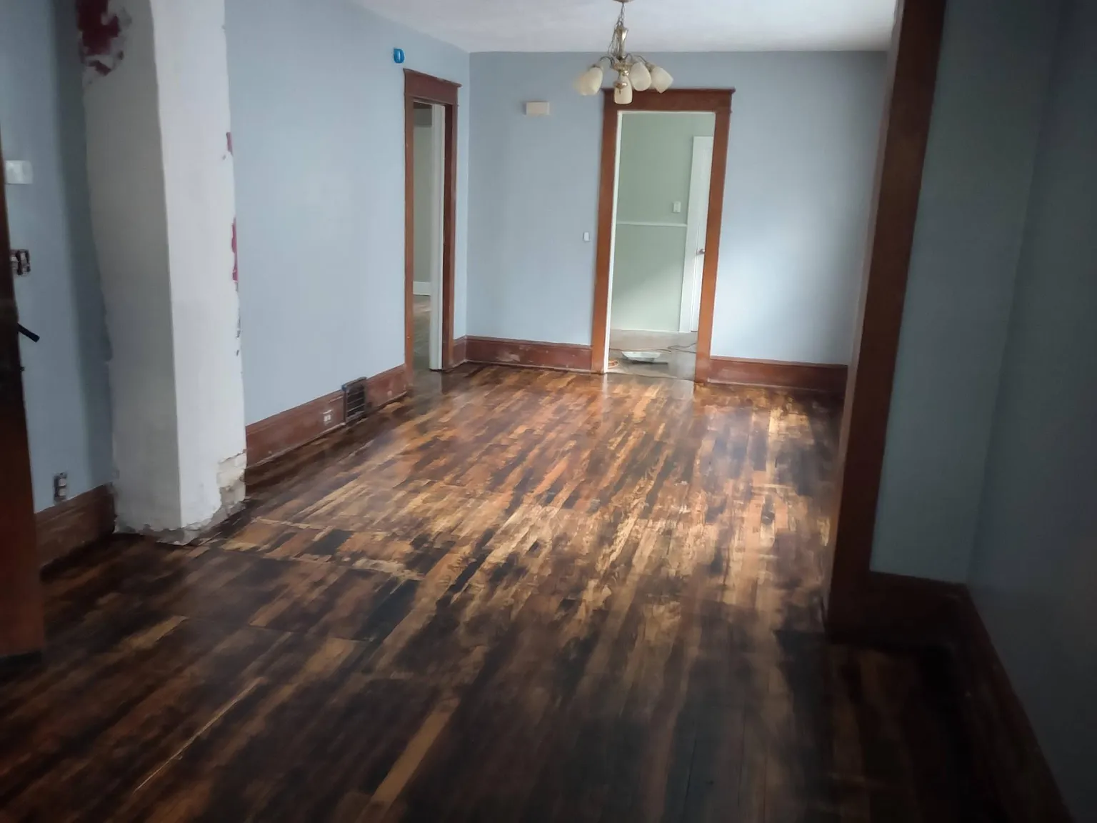 3 bed, 954 sqft, $1,000 — Photo 3