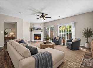 2627 Early Flight Dr, Charlotte, NC 28262