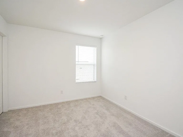 3045 Fantasy Terrace Dr — Photo 23