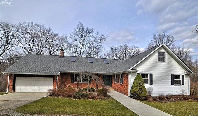 1st image of 1065 Jordan Ln