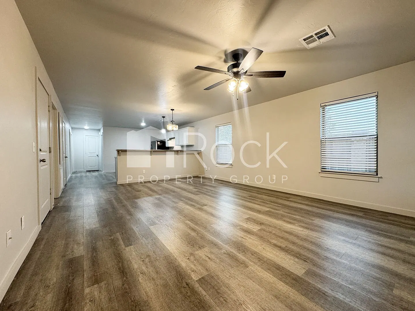 Eastpointe Village — Photo 3