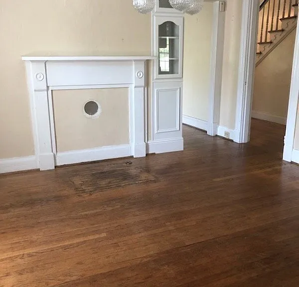 1009 Market St E — Photo 17