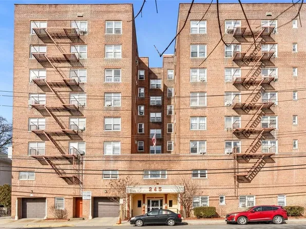 245 Bronx River Road #4E, Yonkers, NY 10704