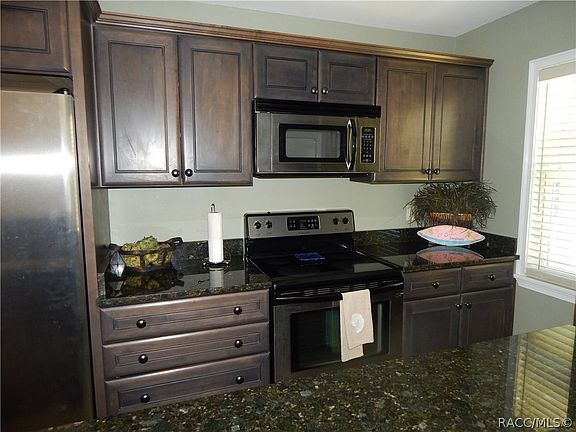 5th image of 30 SE Valare Ln APT 104A