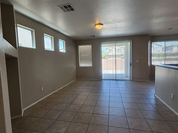 3rd image of 10641 Blue Larkspur Ct