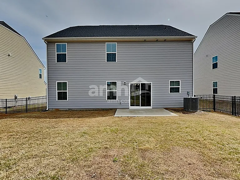 553 Larragan Dr — Photo 21