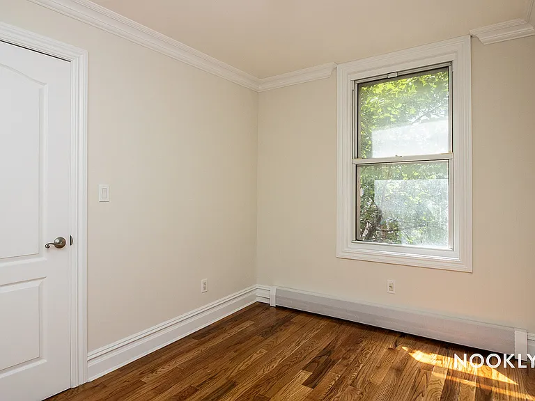 45 Albany Ave #2 — Photo 12