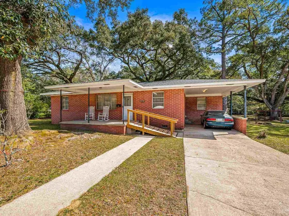 112 Armenia Dr, Pensacola, FL 32505