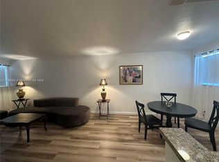 12101 Griffing Blvd #1, Miami, FL 33161