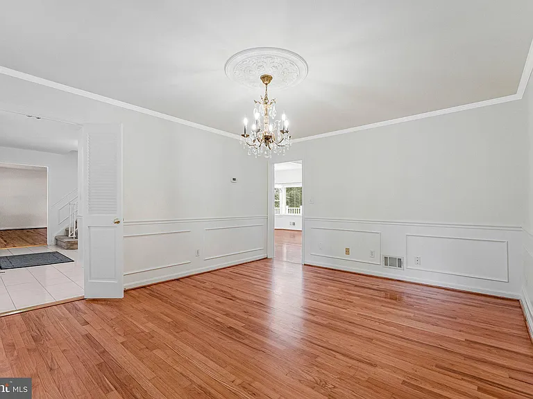 1171 Foxhound Ct — Photo 35
