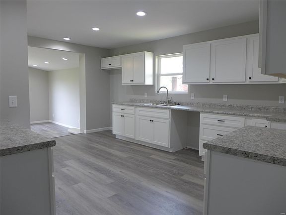 5th image of 1018 Madison 9216