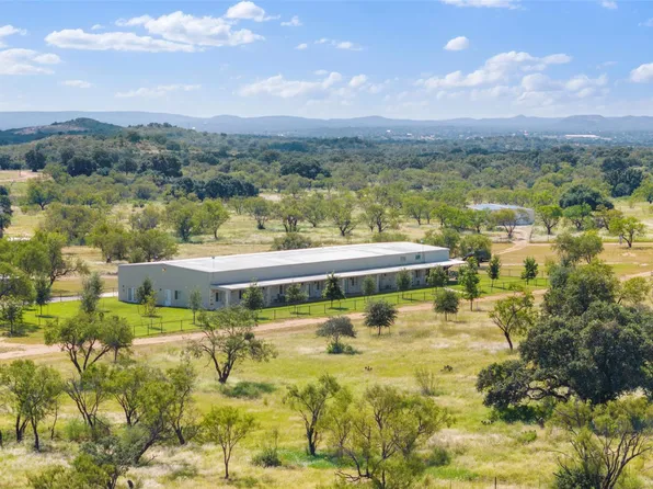 1930 County Road 413, Llano, TX 78643