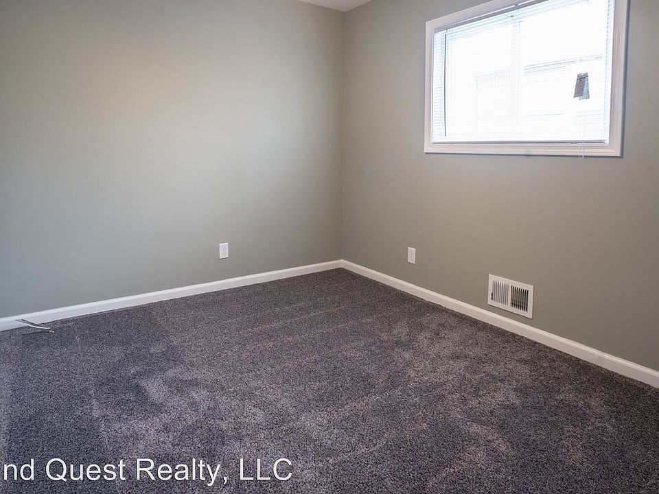 2nd image of 4723 38th Ave APT 3