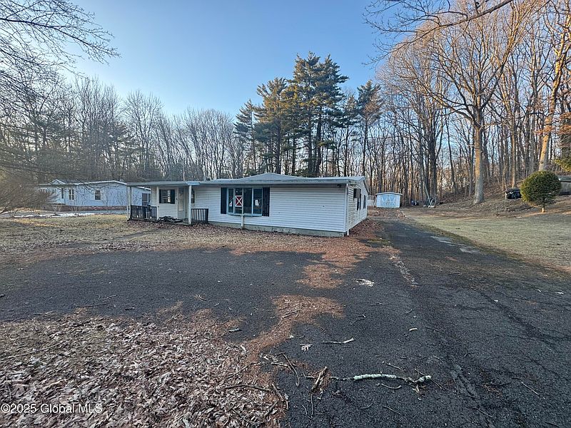 3rd image of 170 Clamsteam Road