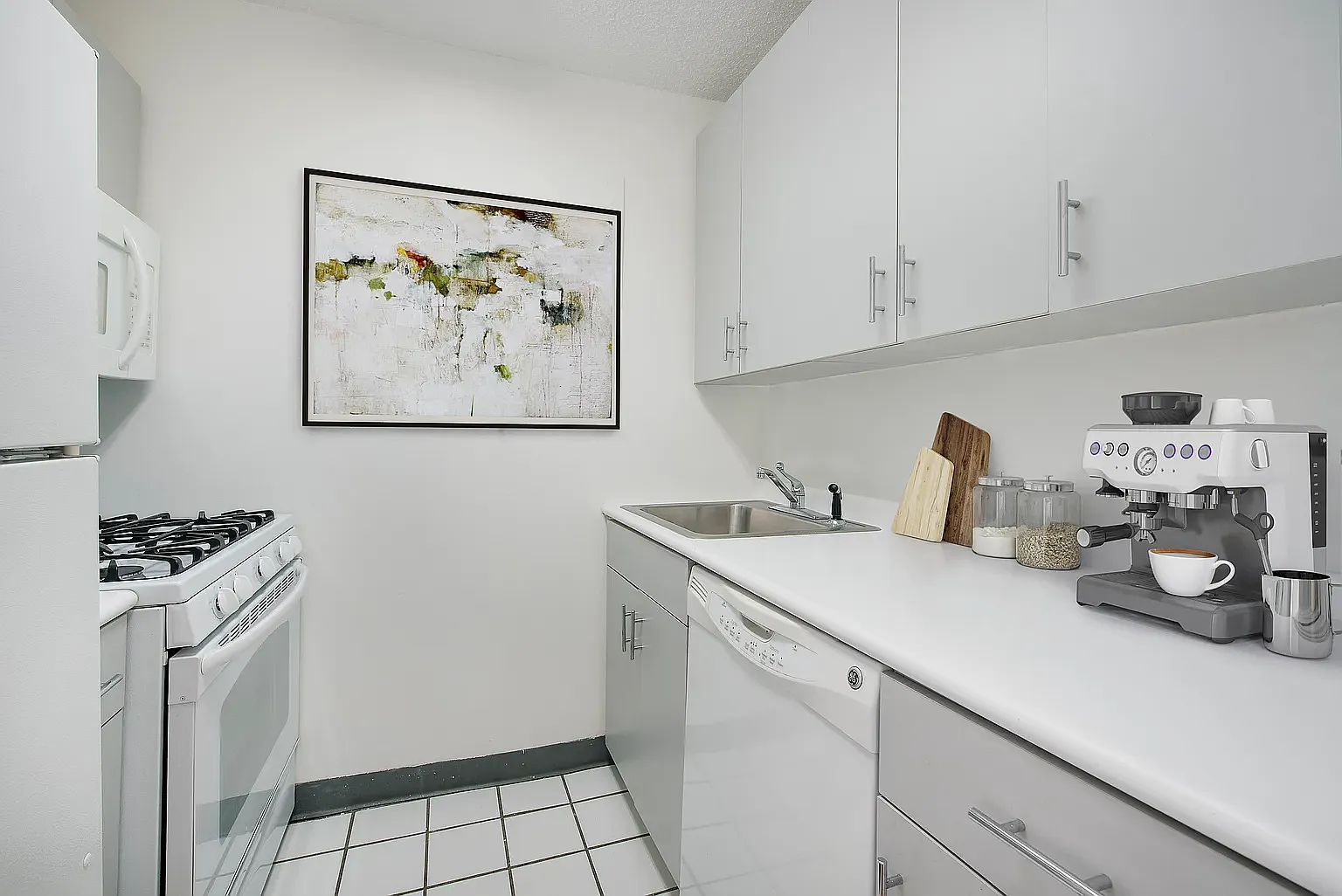 429 East 52nd Street — Photo 1