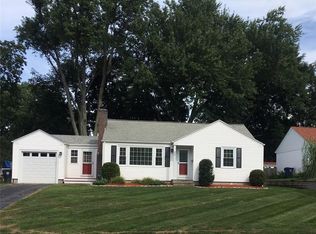 867 Narragansett Pkwy, Warwick, RI 02888