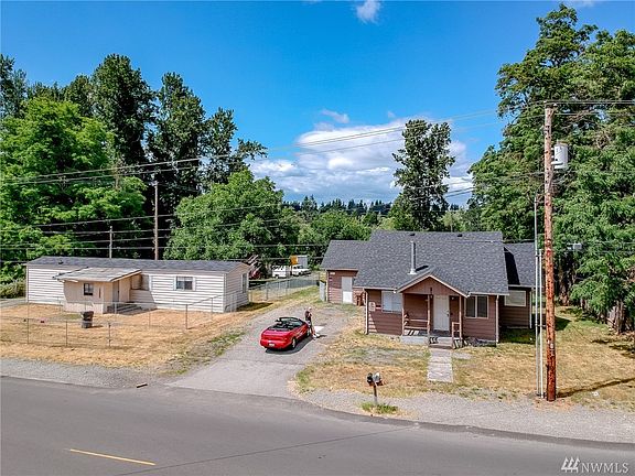 2nd image of 7407 146th St SW