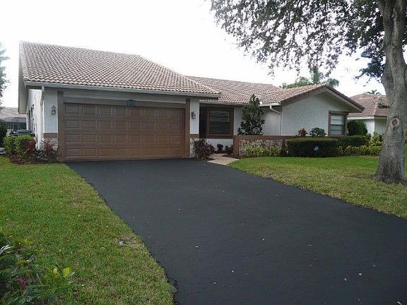 5th image of 11170 NW 5th Mnr