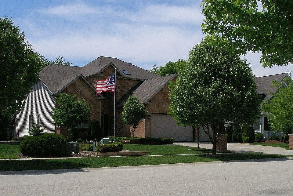 1st image of 15236 S Lincolnway Cir