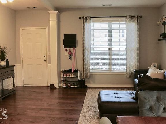 4th image of 328 Burdock Trc