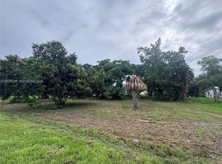 Mayaca Homesites, Canal Point, FL 33438