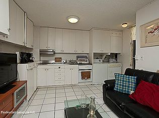 1026 Kalo Pl APT 101, Honolulu, HI 96826