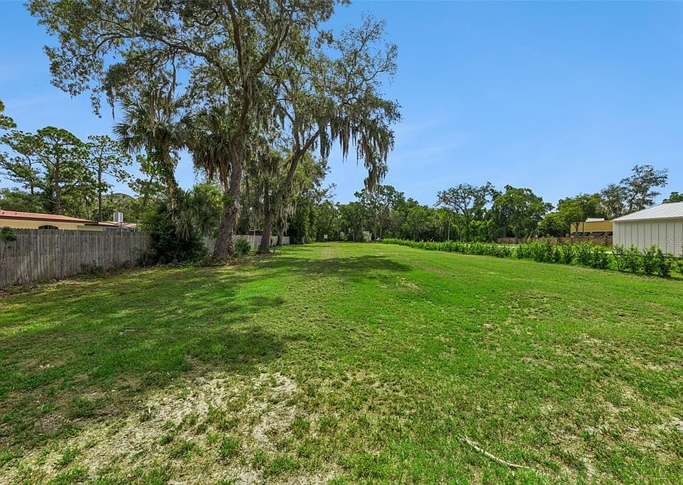 1st image of 136 N 9TH STREET LOT C