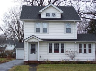 163 Seville Dr, Rochester, NY 14617