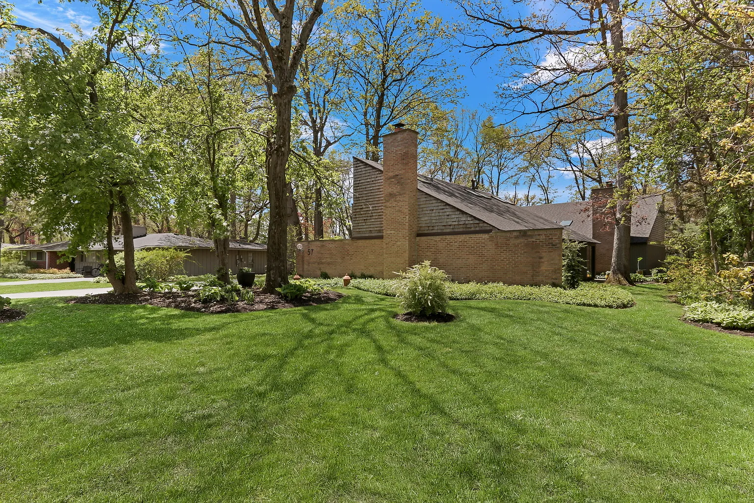 57 Cumberland Dr photo 1