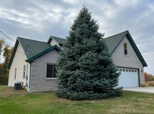 5150 County Line Rd, Lenox, MI 48048