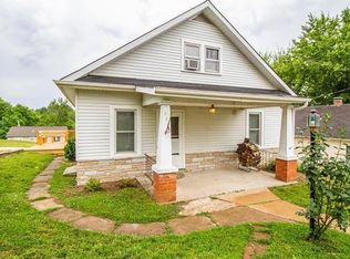 311 Locust St, New Haven, MO 63068