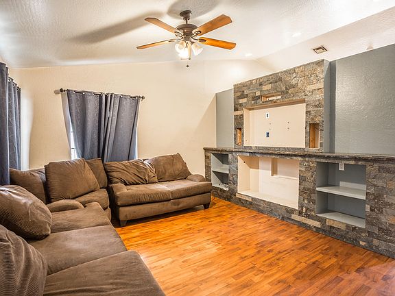 5th image of 5425 E Greenway St