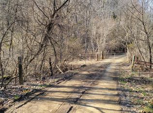 521 Lamb Rd, Sneedville, TN 37869