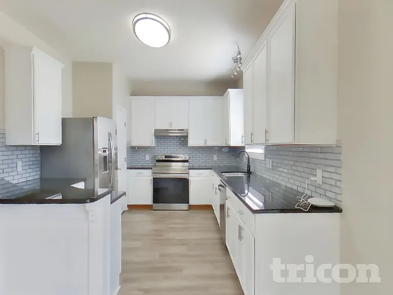 12134 Fern Haven Ave — Photo 4