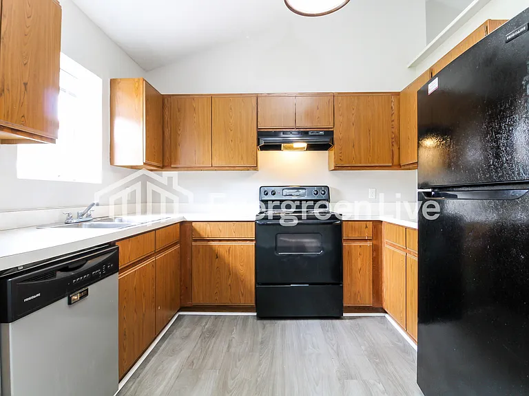 121 Bill Williamson Ct — Photo 5