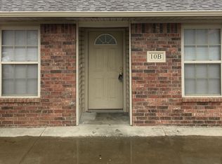 10 W 4th St #10B, Mulberry, AR 72947