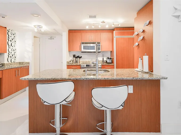 10275 Collins Ave #307 — Photo 2