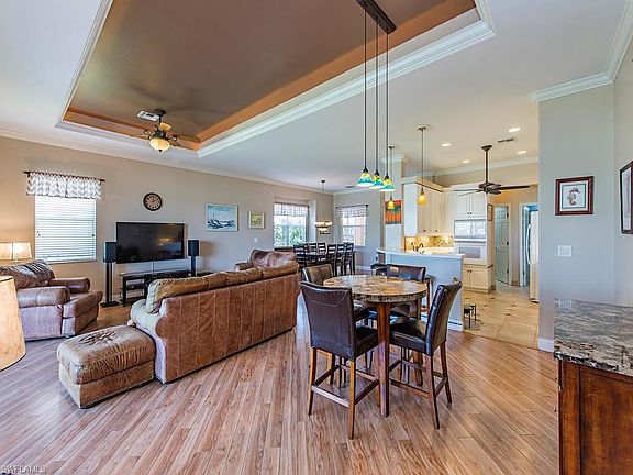 3rd image of 3915 Jasmine Lake Cir