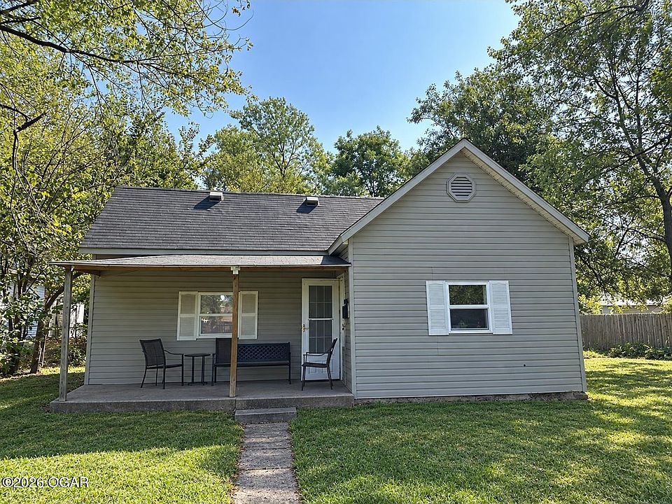 1st image of 408 S Indiana Ave
