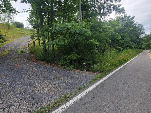 2756 River Rd, Morgantown, WV 26501