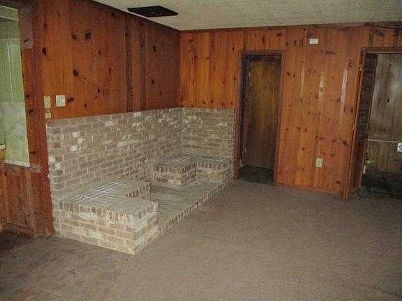 Den