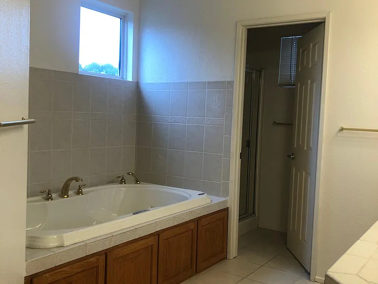 108 Citrus Ranch Rd — Photo 10