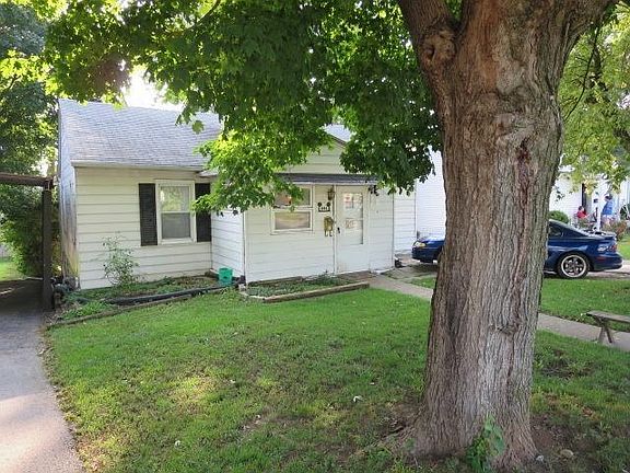 3rd image of 843 E Loudon Ave
