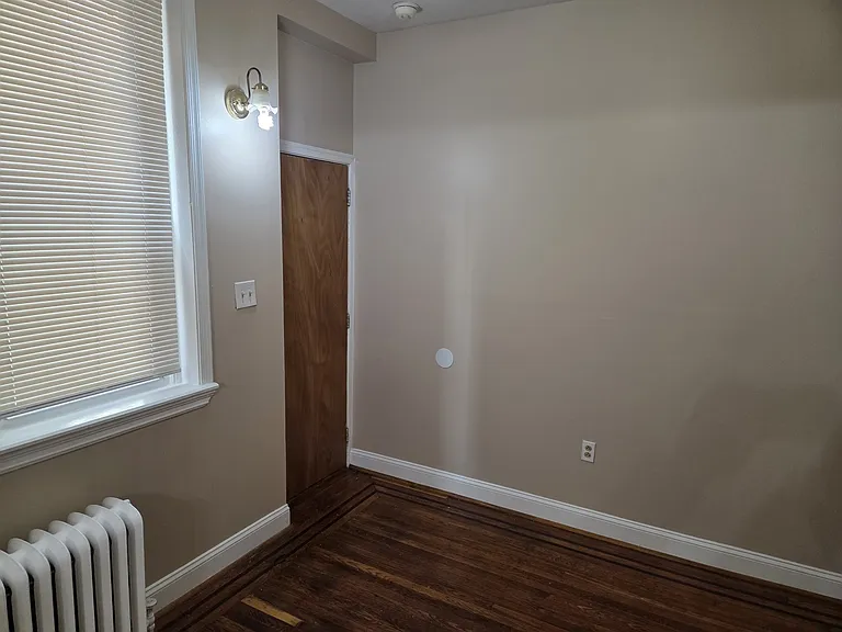 5222 Chestnut St #1R — Photo 19