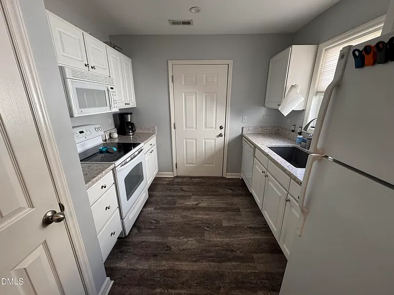 11351 Clubhaven Pl #100 — Photo 11
