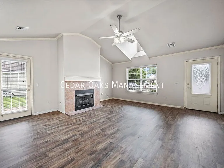 1308 S C Ct — Photo 10