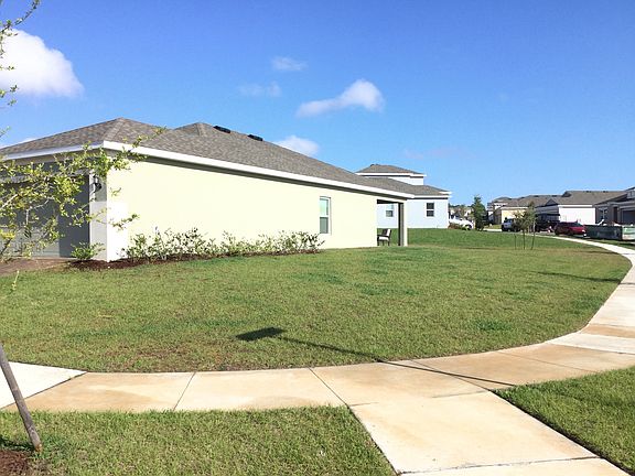 3rd image of 365 Irving Bend Dr