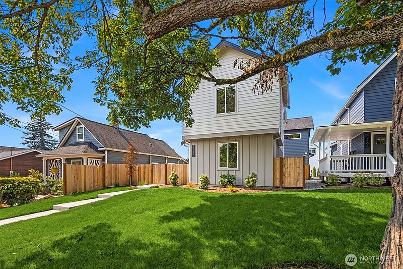 3rd image of 2402 Cleveland Avenue #C