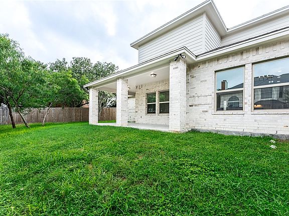 3rd image of 7026 Adcote Dr